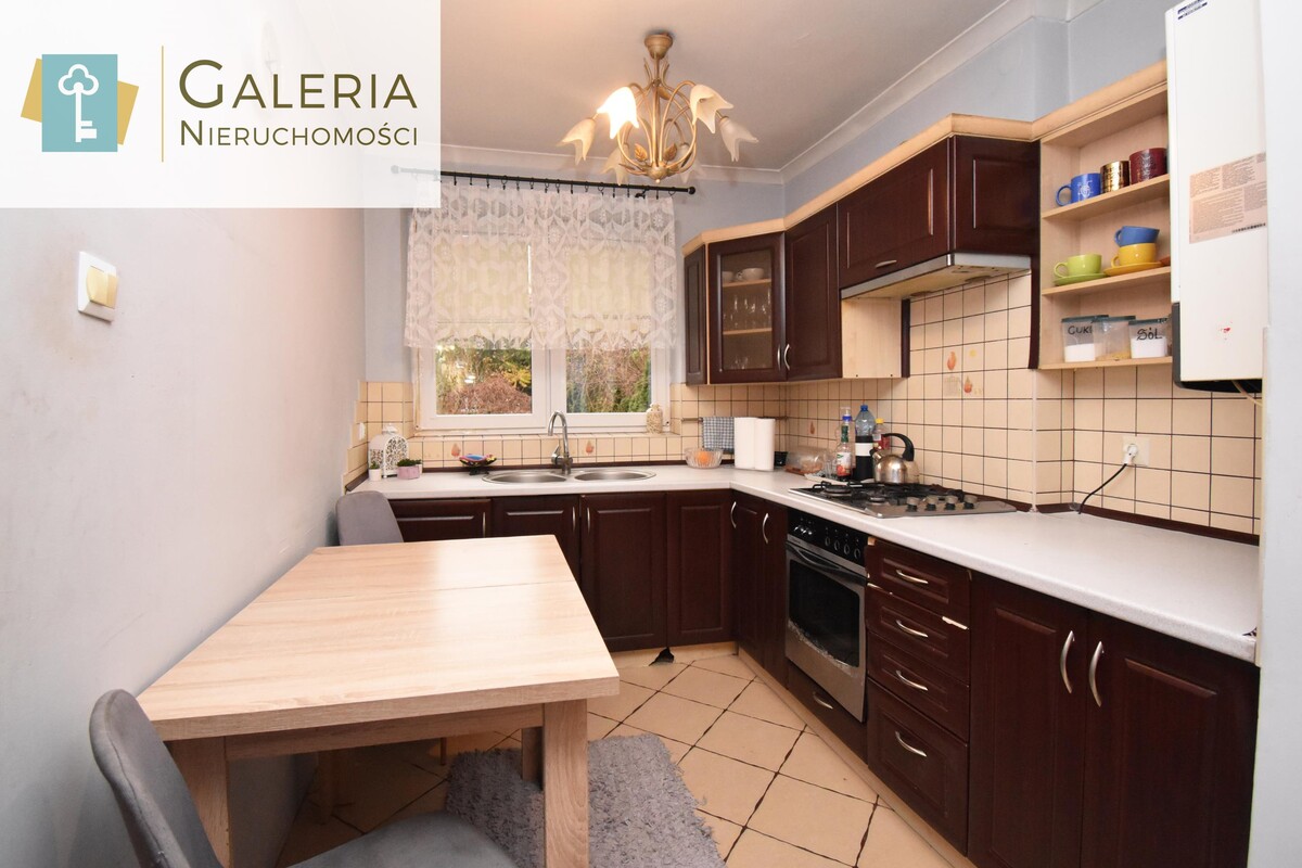 Elbląg GALERIA NIERUCHOMOŚCIZ pasji i miłości do nieruchomościNa sprzedaż: Przytulne 2 pokoje z kominkiem i ogródkiem