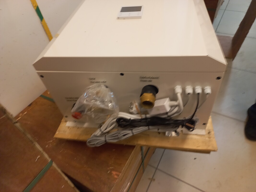Elbląg Sprzedam pompę ciepła AOKOL, 10 kW, nie była zainstalowana
