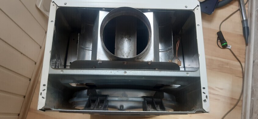 Elbląg Sprzedam piec dwufunkcyjny ARISTON CLAS 24 CF. Został zdemontowany z uwagi na założenie c. o.Rok produkcji