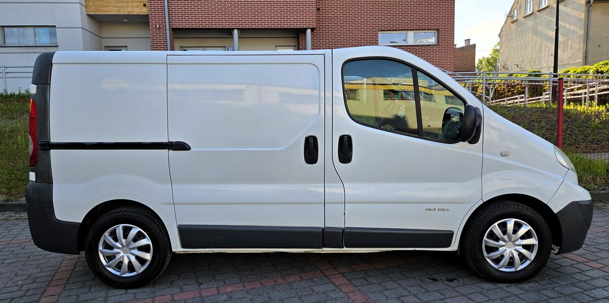 Elbląg Nissan Primastar Lift Vivaro Trafic 2,5 Diesel 145KM 2008 RokWysoki 3-Osobowy — Wspomaganie