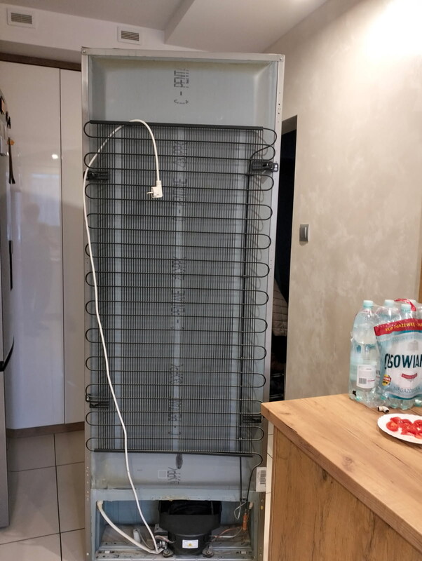 Elbląg Sprzedam w stanie idealnym pakowna z dużą zamrażarką lodówkę Ariston Hotpoin
( pełen No Frost )
Po przeglądzie