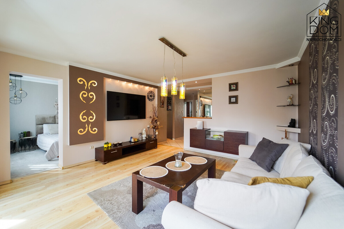 Elbląg 👑🏠 KINGDOM 🏠👑NIERUCHOMOŚCI BLISKO CIEBIE PRZESTRONNE