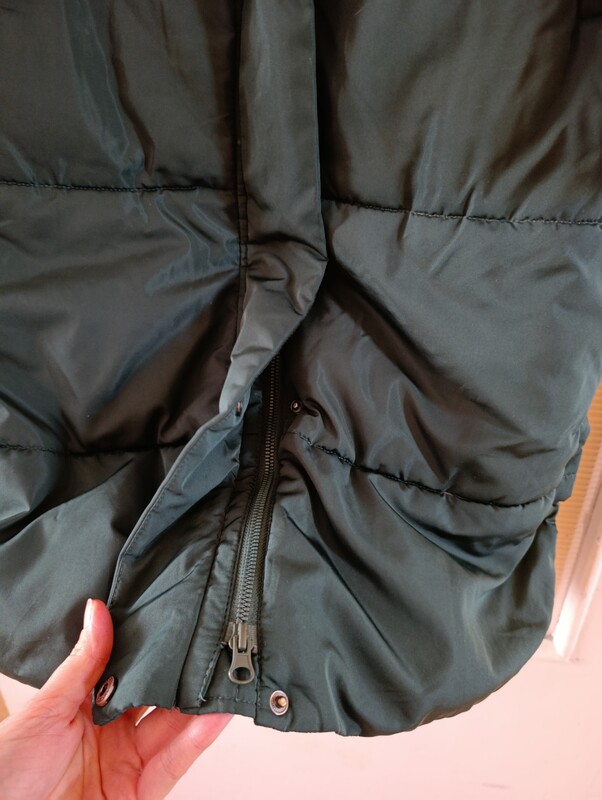 Elbląg Sprzedam płaszcz damski zimowy. Rozmiar S. Stan bardzo dobry jedynie kołnierz do wyczyszczenia. Kontakt sms