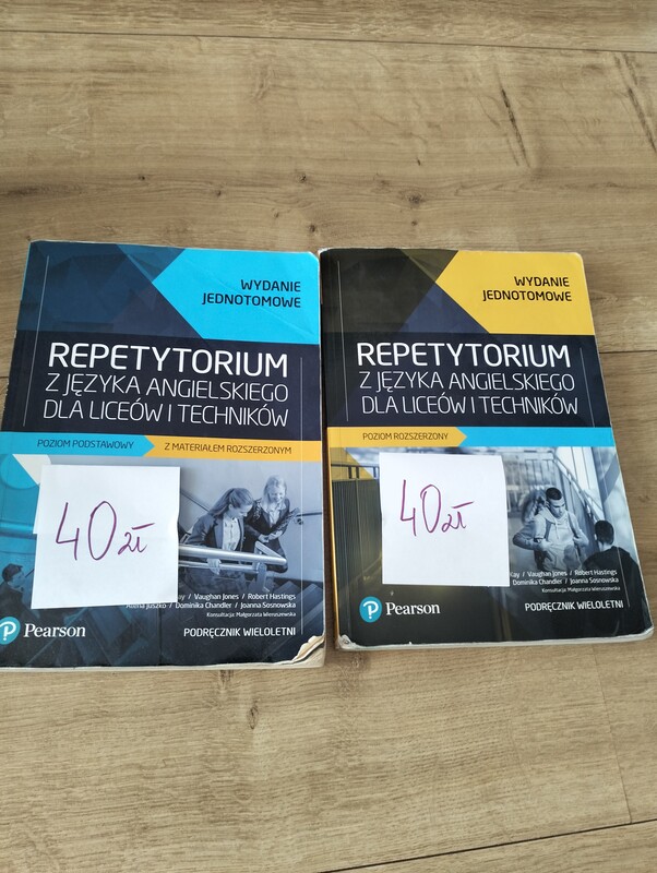 Elbląg Sprzedam podręczniki do liceum i repetytoria. Ceny na zdjęciach.