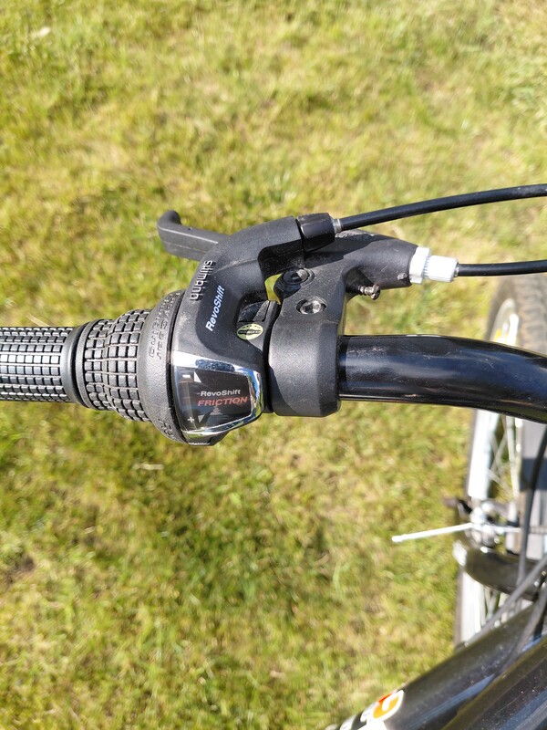 Elbląg Sprzedam rower 3TRIP MAN CTB 26.
Kupiony kilka lat temu, mało używany.
Posiada aluminiowe obręcze, koła 26