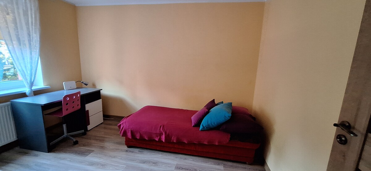 Elbląg Wynajmę komfortowe mieszkanie 2 pokojowe z balkonem, ciepłe, w pełni umeblowane, odświeżone. Mieszkanie w