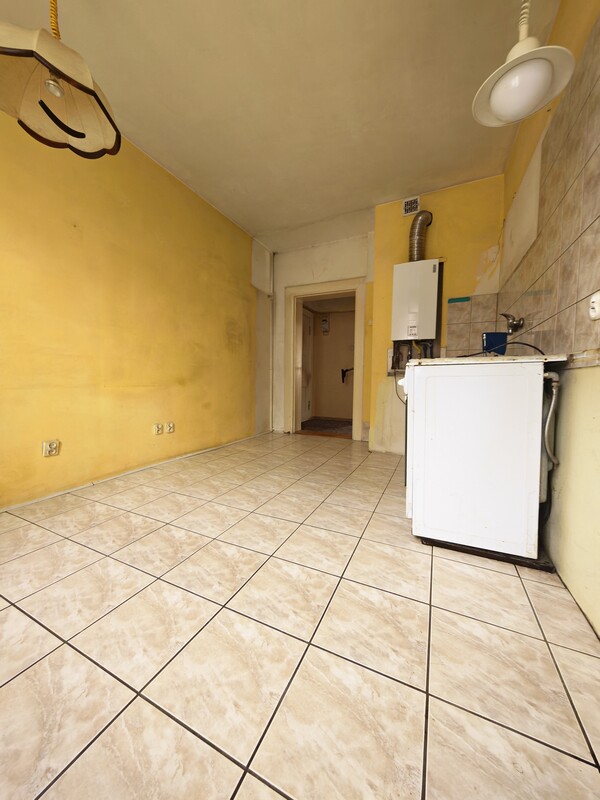 Elbląg Mieszkanie 76 m² – parter, kamienica, Elbląg, ul. Pionierska