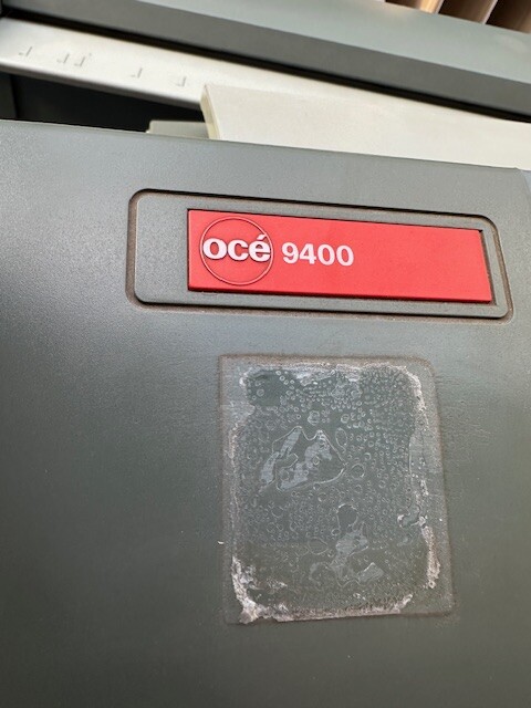 Elbląg Océ 9400 – drukarka wielkoformatowa + skaner + zapas papieru Sprzedam zestaw Océ 9400 do