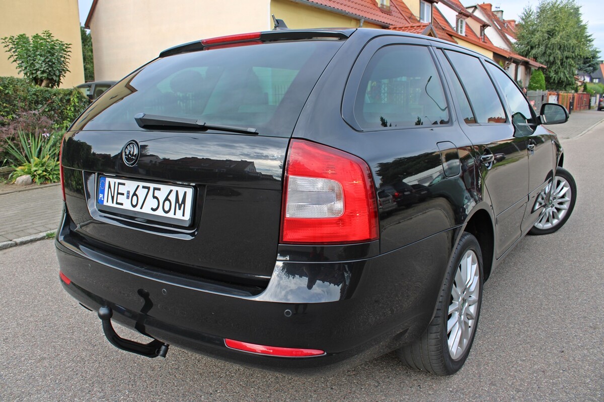 Elbląg SKODA OCTAVIA 2 LIFTSilnik : 2.0 TDi 140KMPełna wersja LAURIN & KLEMENT