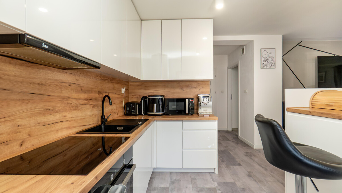 Elbląg TO MY SPRZEDAJEMYNIERUCHOMOŚCI W TYM MIEŚCIEBIURO NIERUCHOMOŚCIAMERICAN HOMEFOR SALE - 3 POKOJE -