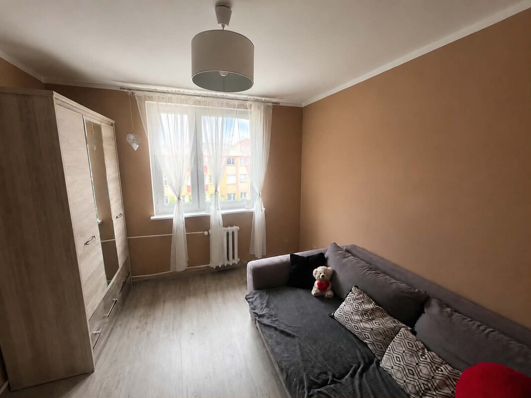 Elbląg Na sprzedaż 2 -pokojowe mieszkanie własnościowe o powierzchni 42,16 m², położone przy ul. Bażyńskiego w