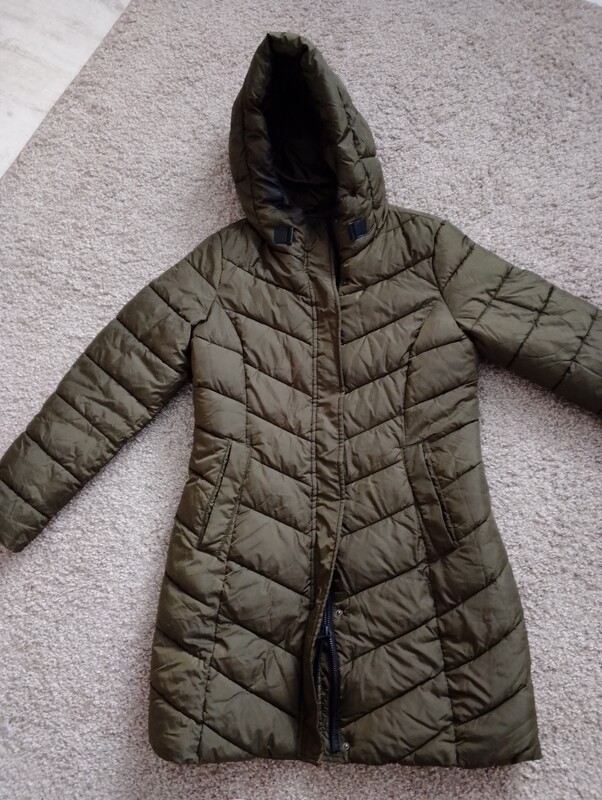 Elbląg Sprzedam:
* Buty dla chłopca r. 36 dł. wkładki 23.9 Lasocki stan bardzo dobry -50 zł
* Kurtka r. M firmy