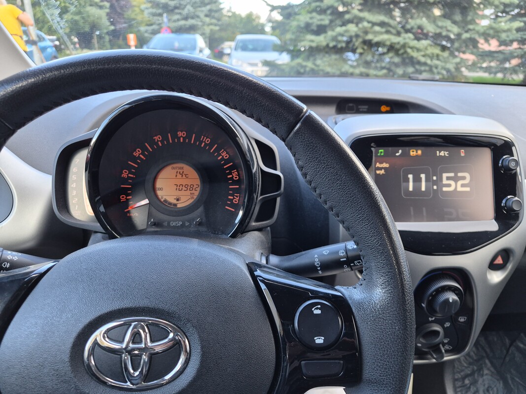 Elbląg Sprzedam toyotę Aygo 2015.