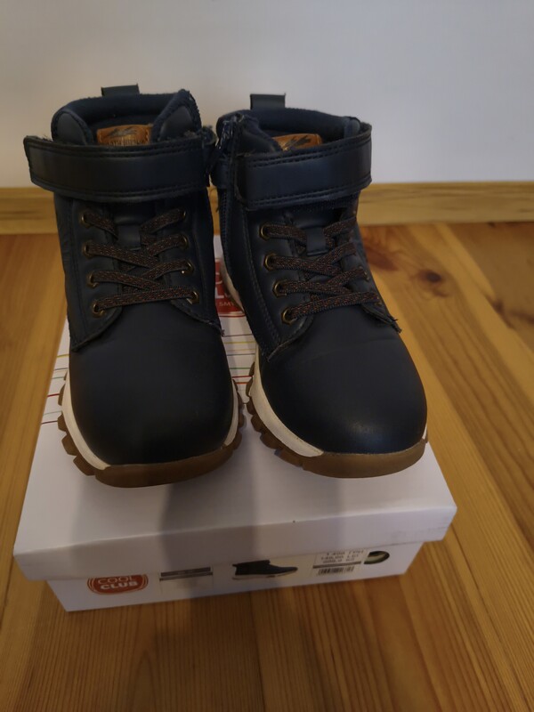 Elbląg Sprzedam trzewiki chłopięce firmy COOL CLUB ze Smyka, ocieplane w środku polarem. Rozmiar 30,długość wkładki