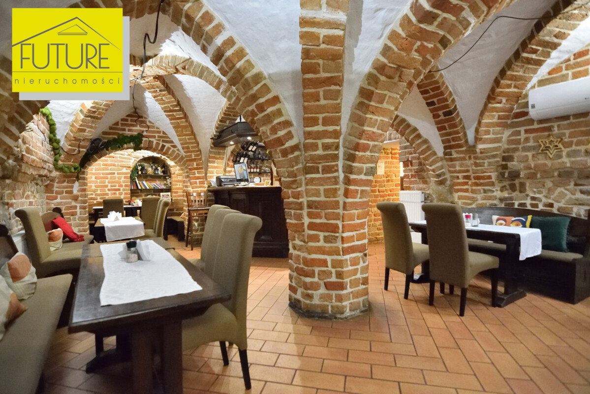 Elbląg FUTURE NIERUCHOMOŚCISprzedam komercyjny - Elbląg ul. Garbary LOKAL GASTRONOMICZNY Z PEŁNYM