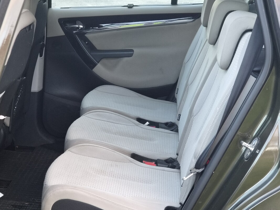 Elbląg CITROËN C4 GRAND PICASSO 2.0 diesel – Przestronny minivan z 2011 roku, idealny dla większych rodzin lub osób