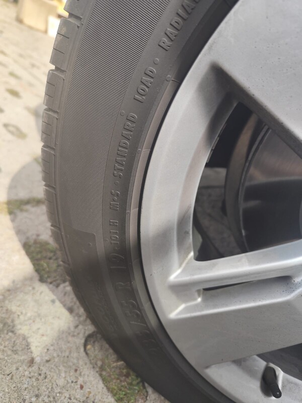 Elbląg Sprzedam opony letnie Q5 Audi 19 cali szerokość 235/55/19 firmy cross continental lx 25 bardzo dobrym stanie