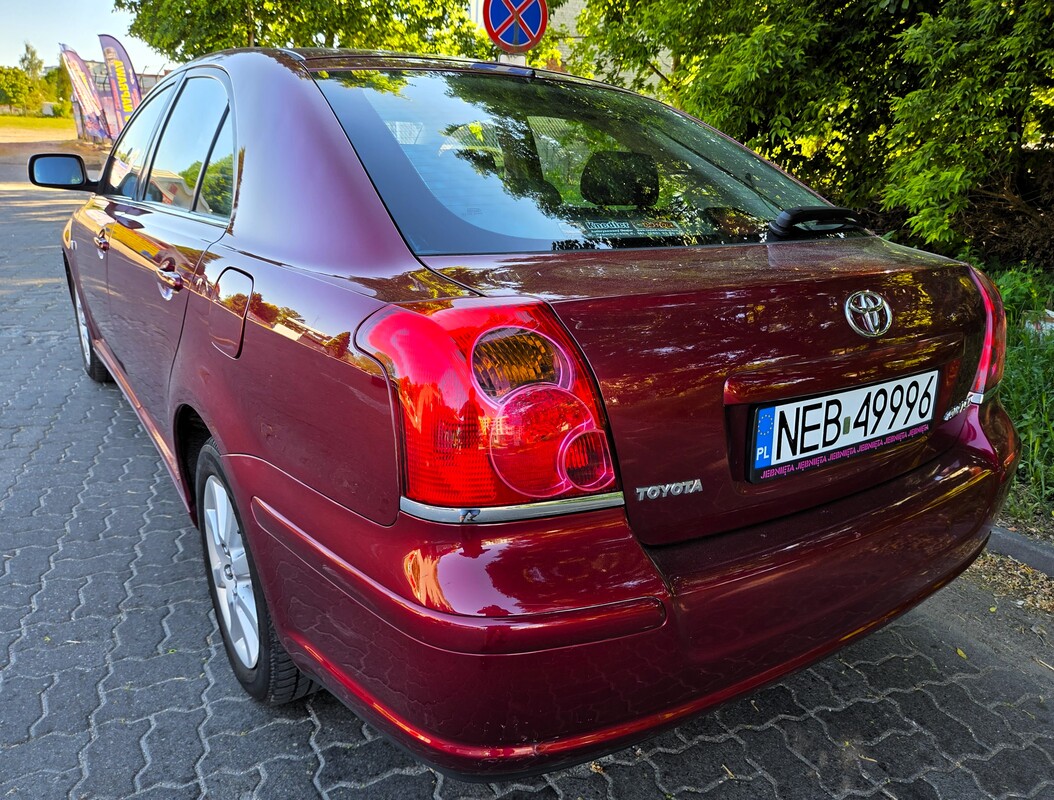 Elbląg Toyota Avensis 1,8Benzynka 130KM Bogata Wersja Wyposażenia 2005Rok-Klimatronik Poduszki Powietrzne