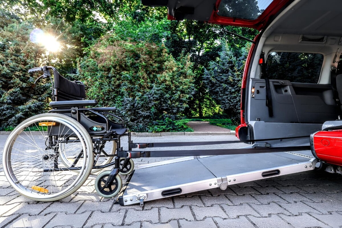 Elbląg ELTON ELBLĄSKI TRANSPORTOSÓBNIEPEŁNOSPRAWNYCH