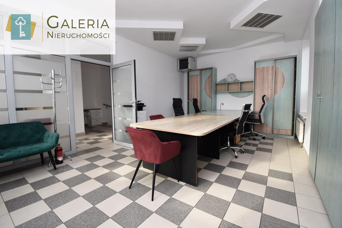 Elbląg GALERIA NIERUCHOMOŚCIZ pasji i miłości do nieruchomościNa sprzedaż: Lokal usługowy usytuowany na parterze