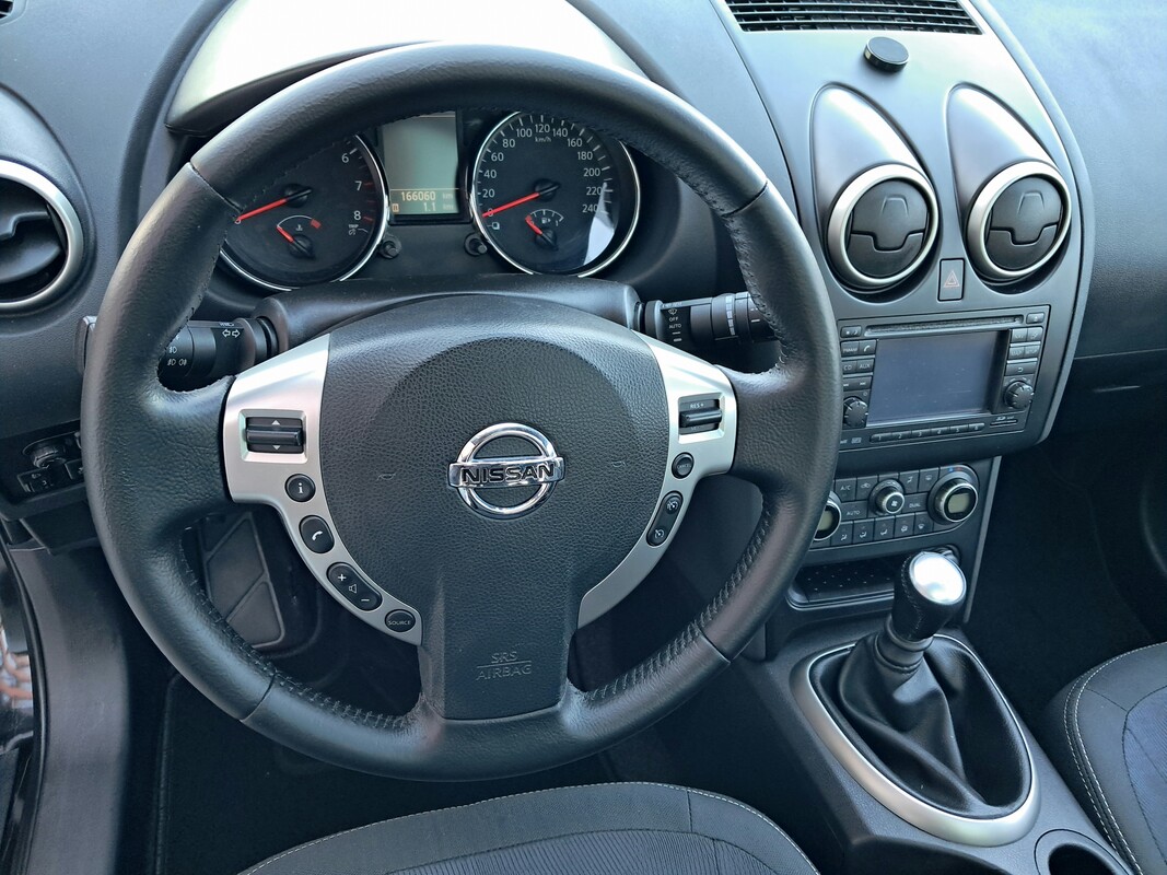 Elbląg Qashqai+2 Benzyna2.0 141km 7 Miejsc