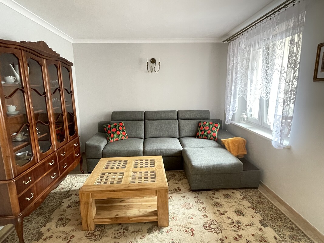 Elbląg Do wynajęcia apartament (najem okazjonalny) położony na Starym Mieście w Elblągu przy ul. Wieżowej z miejscem
