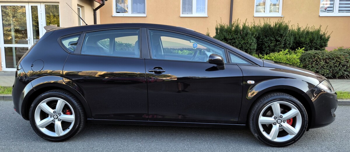 Elbląg Seat Leon 2008Rok 1,9TDI 110KM Duże Dotykowe Radio Kamera Hak Klima Tuba Elektryczne Szyby i Lusterka Abs Duże