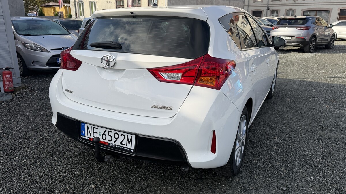 Elbląg Auto Leew LEWANDOWSKI Kupujemy i Sprzedajemy tylko dobre auta Za auta z Polskiego Salonu Płacimy Najwięcej TOYOTA