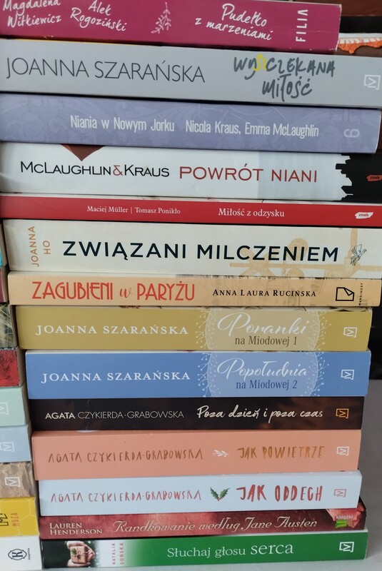 Elbląg Sprzedam książki-literatura kobieca. Cena za sztukę - 10 zł. W przypadku zakupu całości będzie rabat.