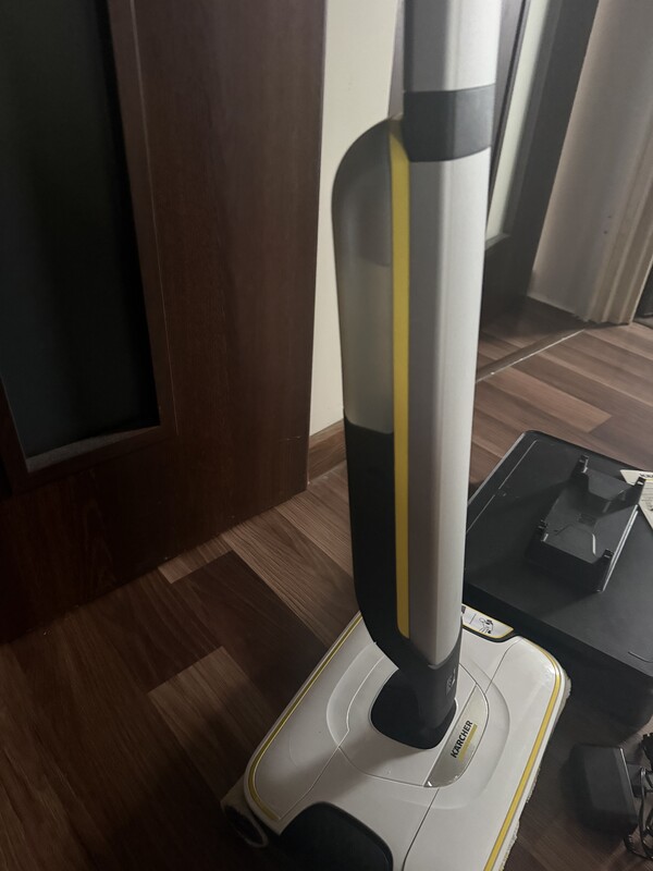 Elbląg Sprzedam mop elektryczny Karcher FC7.Stan bdb. Odbiór osobisty w Elblągu