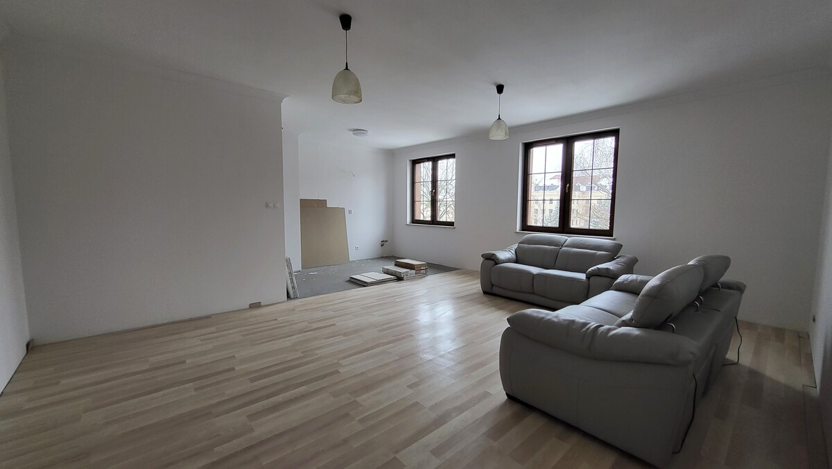 Elbląg KWADRAT NIERUCHOMOŚCI3 pokoje, 101 m2apartamentowiec z 2020 r. III piętro - windamedia z miastado