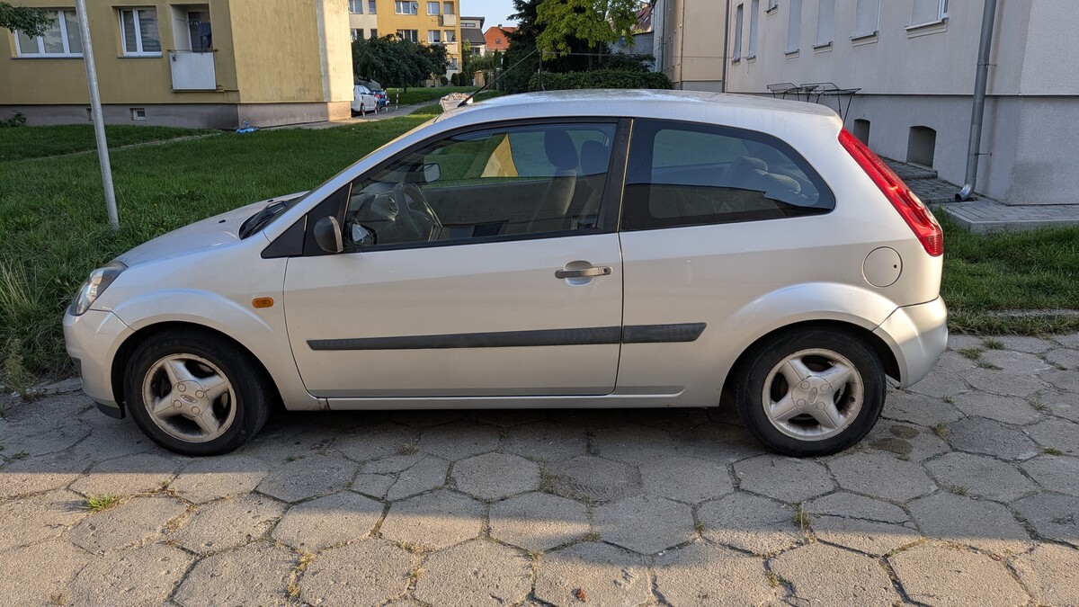 Elbląg Sprzedam ford fiesta 2007 r. sprawny technicznie aktualne badanie techniczne i oc nowe opony wielosezonowe,