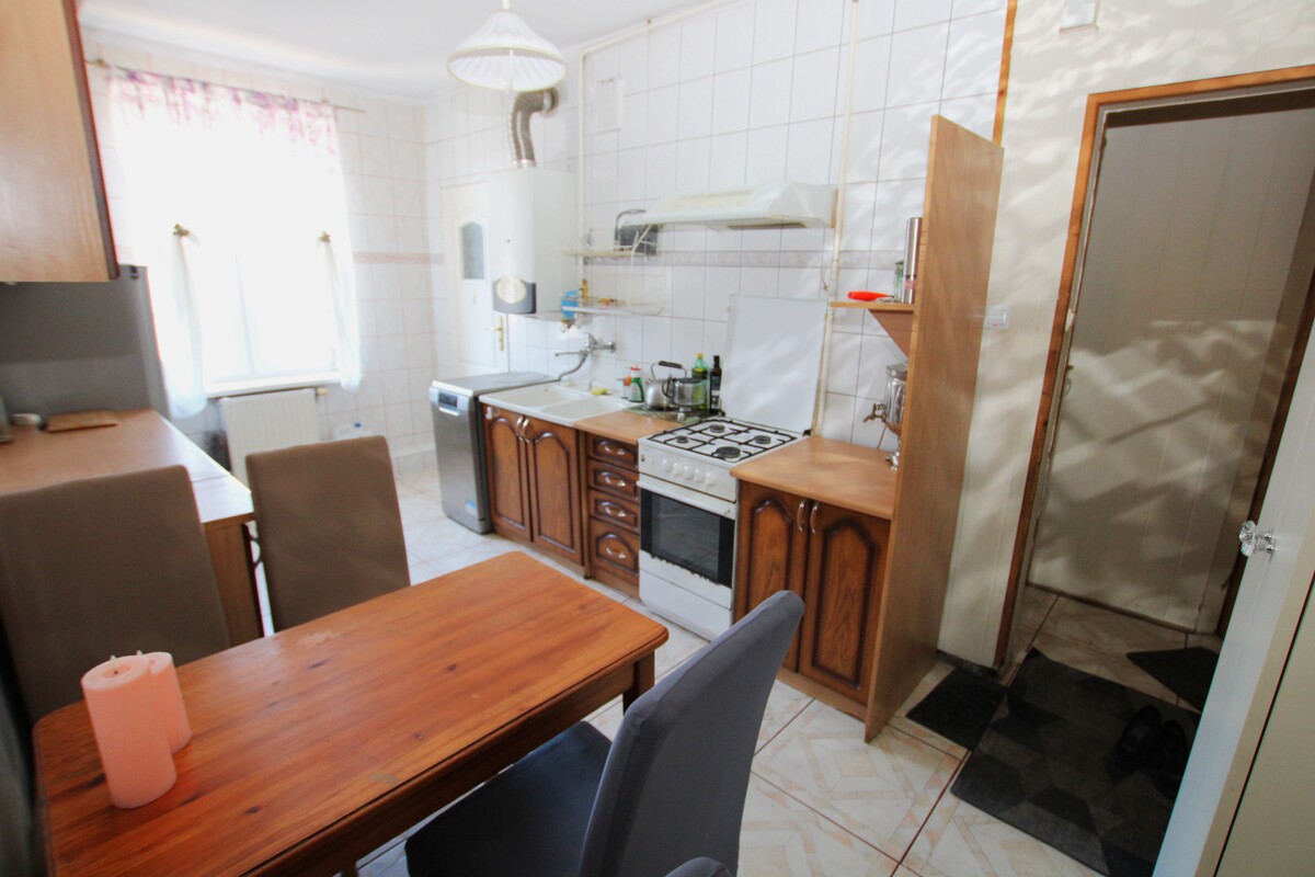 Elbląg NIERUCHOMOŚCI ANNA KRASZEWSKA Mieszkanie do wynajęcia na I piętrze ul. Fabryczna