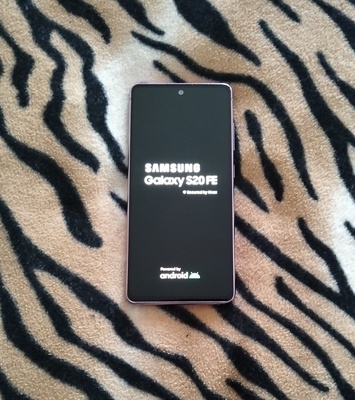 Elbląg Samsung Galaxy S20 FE
Model - SM - G780F/DS
Super smerfon bez rysy, stan idealny ! Jestem w Polsce do czwartku