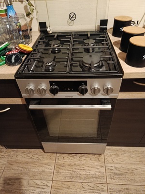 Elbląg Sprzedam kuchnie gazowe elektryczna stan uważam za dobry piekarnik nie był używany osoby zainteresowane