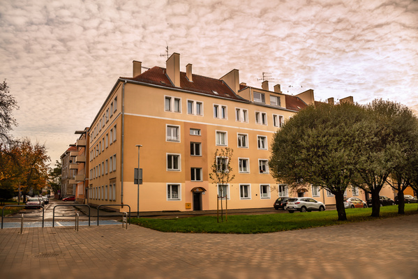 Elbląg NOVA STREFA NIERUCHOMOŚCISprzedamPiękne i przytulne 2-pokojowe mieszkanie na 1 piętrze przy Parku Planty–