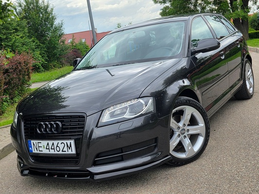 Elbląg Audi A3Silnik :BenzynaFULL Led Bi-xenon NAVI PDCOpłacony-ZarejestrowanyRok produkcji 2012