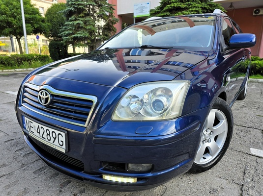 Elbląg Toyota Avensis 2.0Benzynka 146KM Bogata  Wersja Wyposażenia 2005Rok-Klimatronik  Poduszki Powietrzne