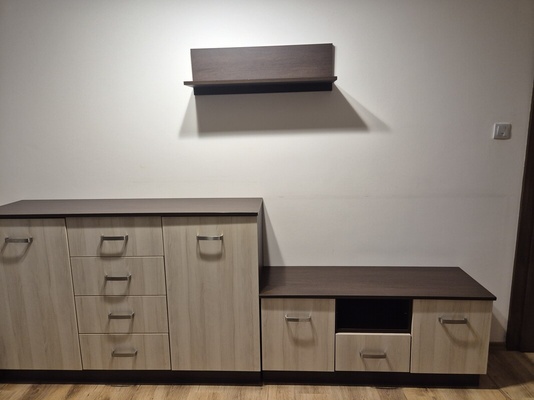 Elbląg SPRZEDAM meble wykonane na zamówienie. 
Stan bdb.