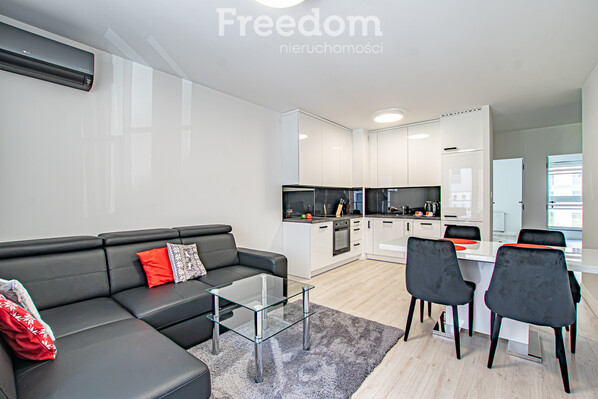 Elbląg FREEDOM NIERUCHOMOŚCIWynajmę mieszkanie - Gdańsk, św. Barbary. Zamieszkaj w wyjątkowym apartamencie w