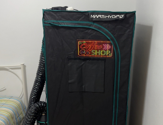 Elbląg Używany growbox Mars Hydro w dobrym stanie - zestaw kompletny i gotowy do użytku od razu po złożeniu!
W