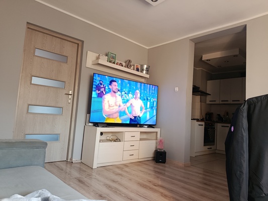 Elbląg Witam sprzedam tv KIANO 65 cali kupiony około 3 miesięcy temu sprawny z kartonem cena 1400 zł odbiór osobisty