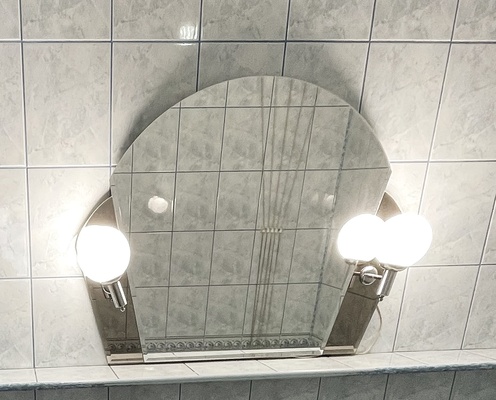 Elbląg Sprzedam lustro łazienkowe w bardzo dobrym stanie o wymiarach 70 x 65 cm.
Cena do negocjacji.