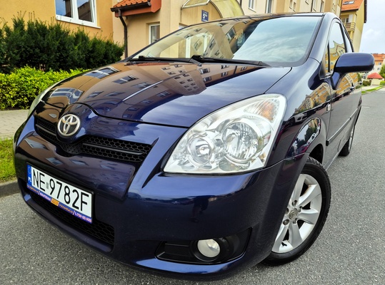 Elbląg Toyota Corolla Verso 2008Rok 1,8Benzyna 130KM 7-Mio Osobowy Automatyczna Skrzynia Elektryczne Szyby i Lusterka