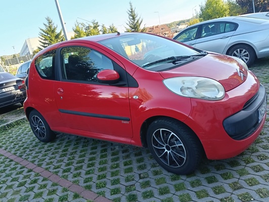 Elbląg Sprzedam citroen rok produkcji 2006,benzyna, dwudrzwiowy, ABS, elektryczne szyby, komplet kół zimowych,