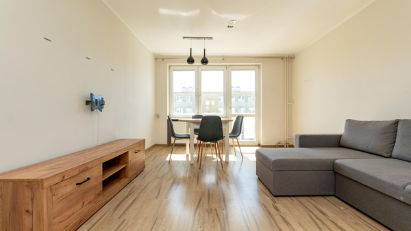 Elbląg &nbsp; TO MY SPRZEDAJEMYNIERUCHOMOŚCI W TYM MIEŚCIEBIURO NIERUCHOMOŚCIAMERICAN HOMEWYNAJMĘ - 2 POKOJE&nbsp; -