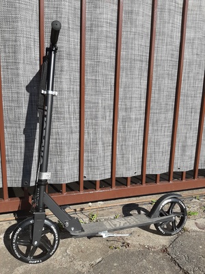 Elbląg Hulajnoga Raven Straight Black Silver 200mm