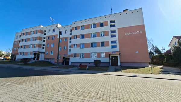 Elbląg Sprzedam trzypokojowe mieszkanie o powierzchni 57,70m2 znajdujące się&nbsp; na drugim piętrze budynku przy ul.