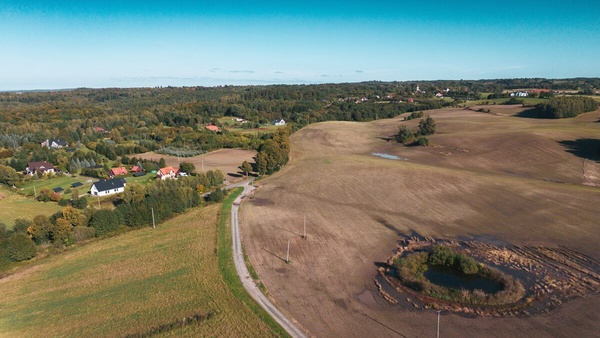 Elbląg Wyjątkowa działka rolna na sprzedaż w miejscowości Łęcze – 1 hektar! Prezentacja działki i okolicy z