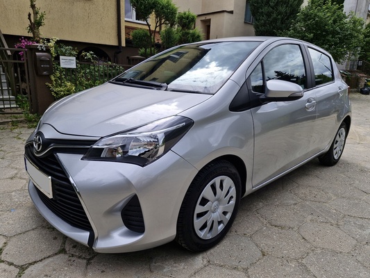 Elbląg Toyota Yaris1.0 Benzyna  Model 2016KlimatyzacjaKupiona w Polskim Salonie